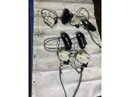 Замок задньої правої дверки